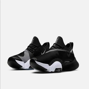 Brand New Nike Air Zoom Superrep
